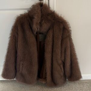 Luxurious Brown Faux Fur Coat. NWT